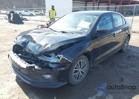 2018 Volkswagen Jetta 1.4T Se/1.4T Wolfsburg Edition from USA, damaged, VIN 3VWDB7AJ6JM245294